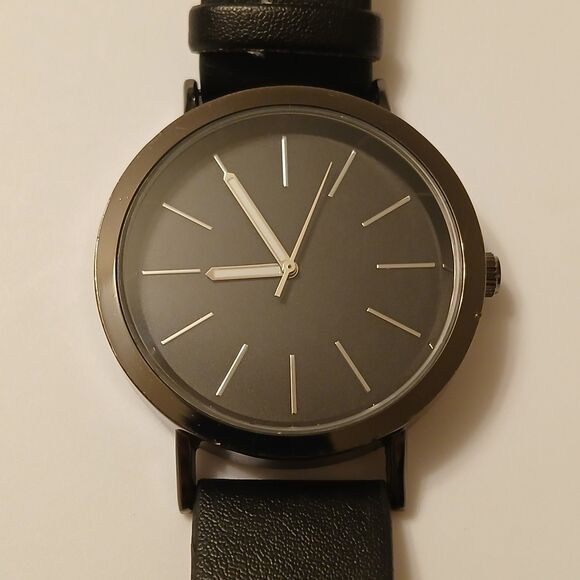 Black Minimalist Casual Round Dial Analog Display Watch Japan Movt - Picture 2 of 15